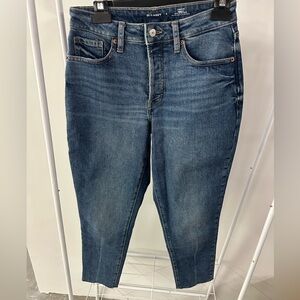 Old Navy High Rise Curvy Straight Jeans